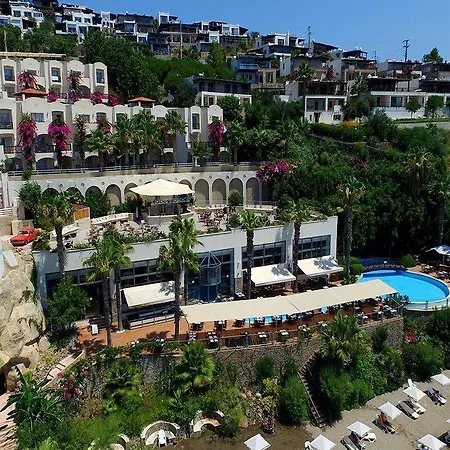 Hotell Middle Town 4*