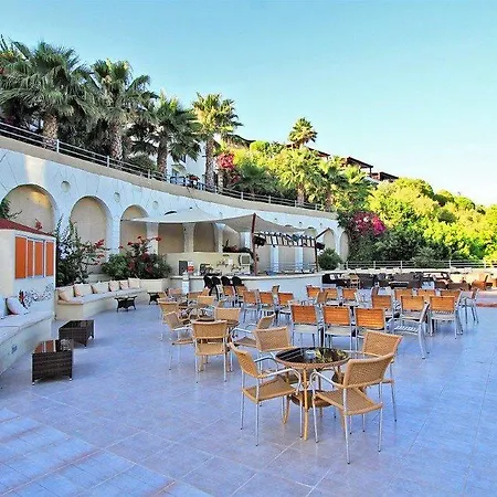 Middle Town Бодрум