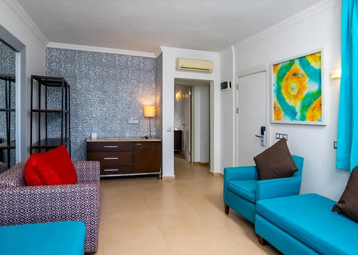 Ξενοδοχείο Middle Town